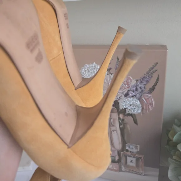 Gucci Bamboo Suede Heels Shoes Women Size 10 B EUC With Box - Picture 5 of 15